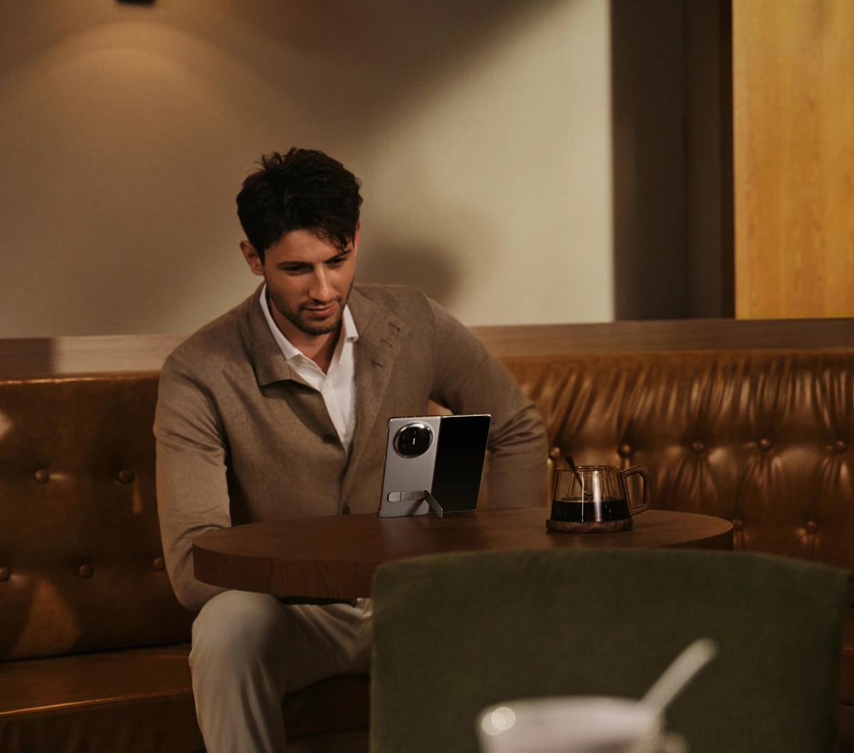 Смартфон Huawei Mate X6 12/512Гб Туманно-серый (ICL-LX9). Фото 19