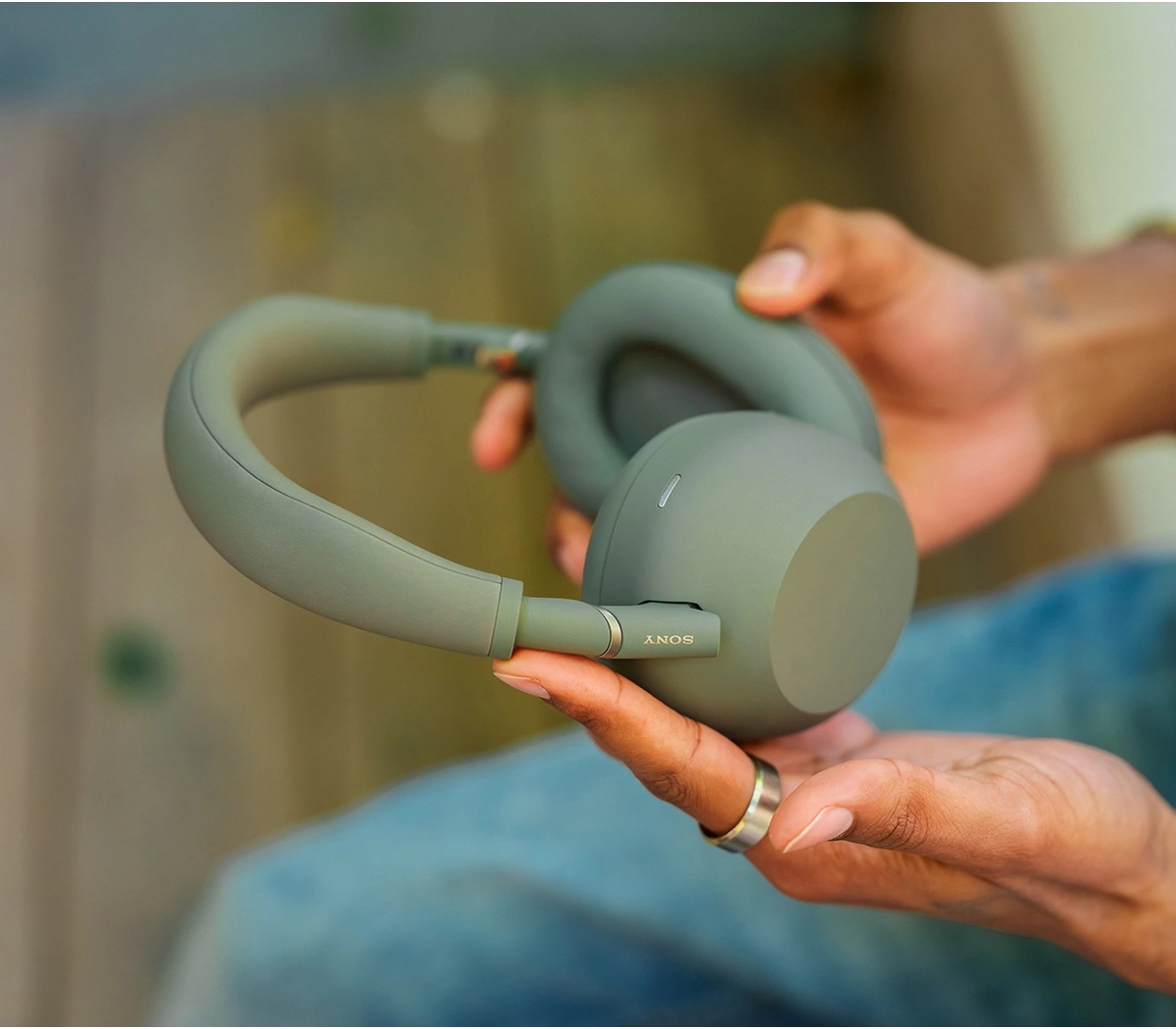 Беспроводные наушники Sony WH-1000XM6/GM с шумоподавлением, Оливково-серый. Фото 6