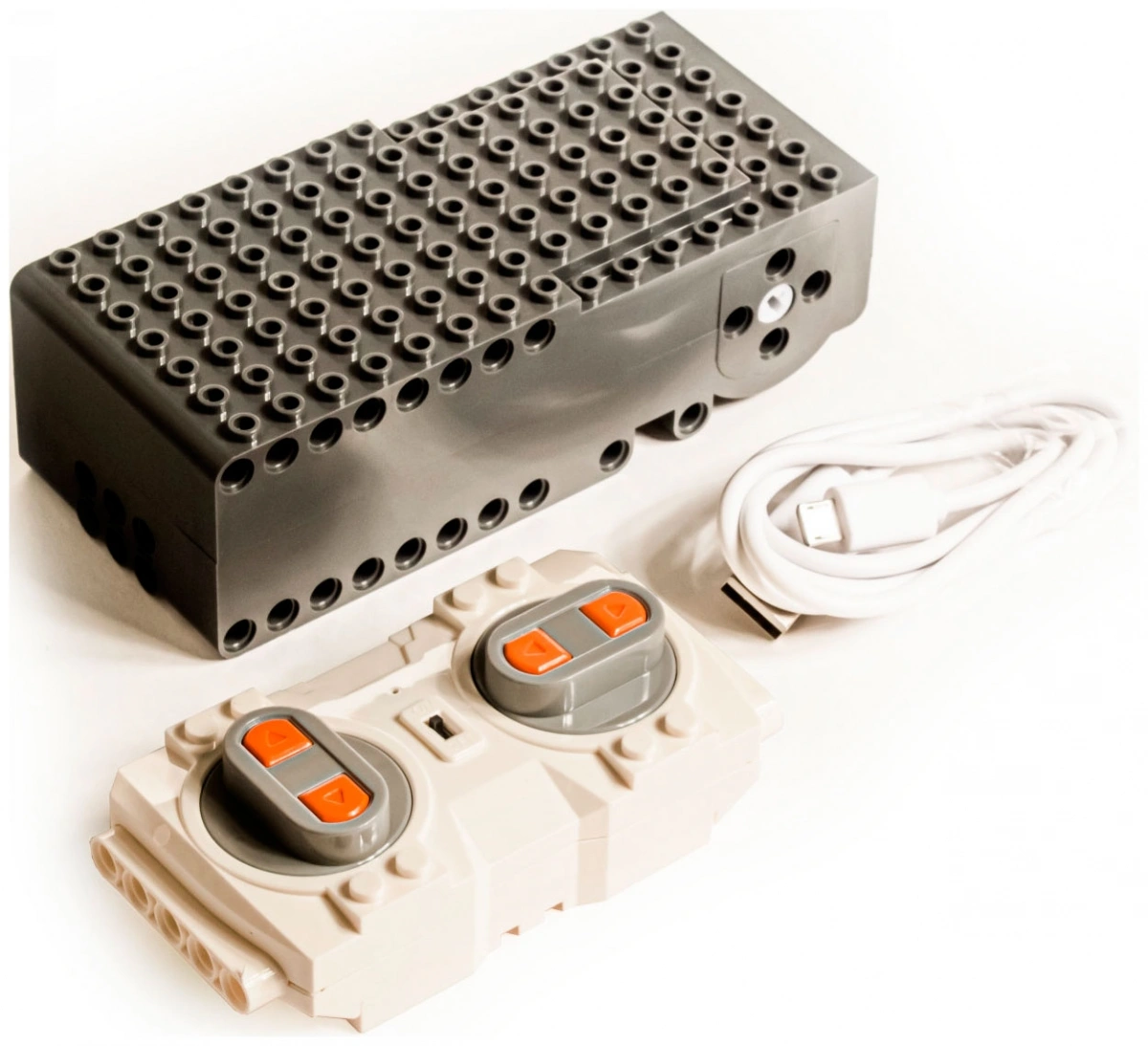 Конструктор Mould King Technique 13114. Робот-полицейский, 566 деталей, пульт ДУ. Фото 4