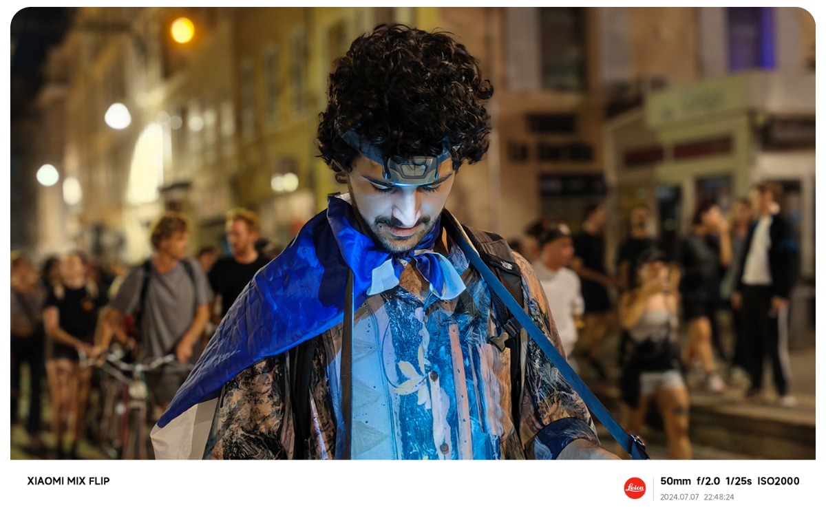 xiaomi-predstavlyaet-mix-flip-07