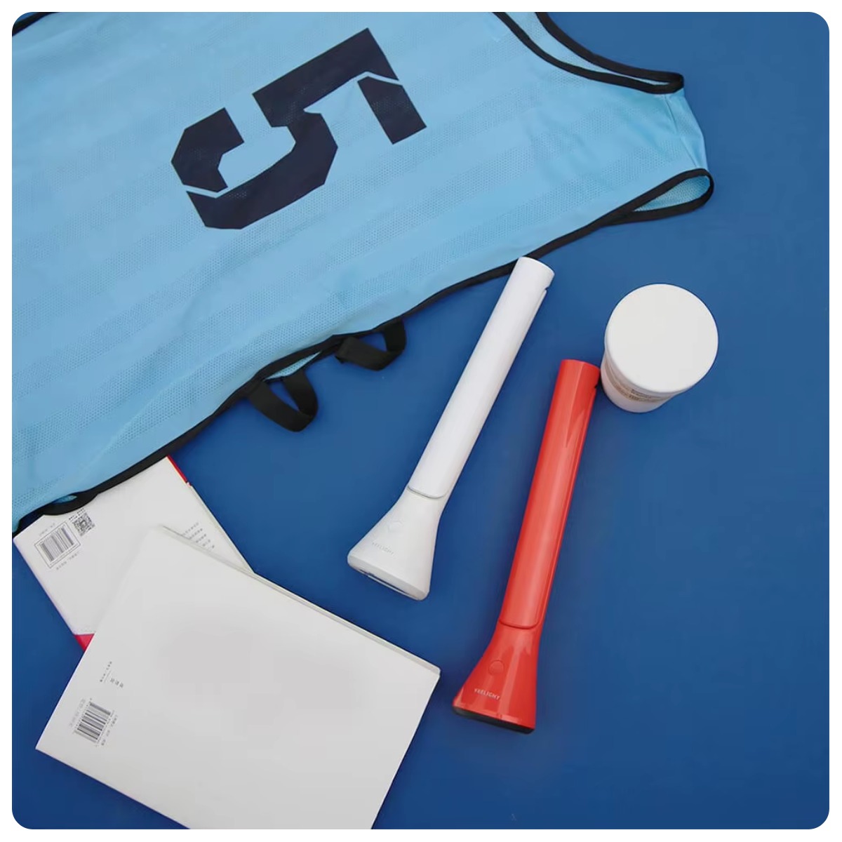 Yeelight-Rechargeable-Folding-Desk-Lamp-YLYTD-0027-04